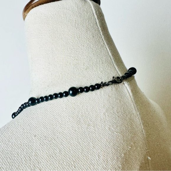 Vintage Lovely Multi Strands Black Long statement Necklace - Picture 4 of 9